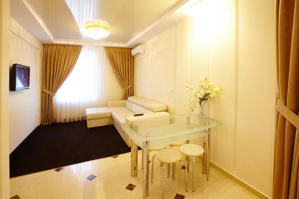 Central Park Apartments Chisinau Phòng bức ảnh